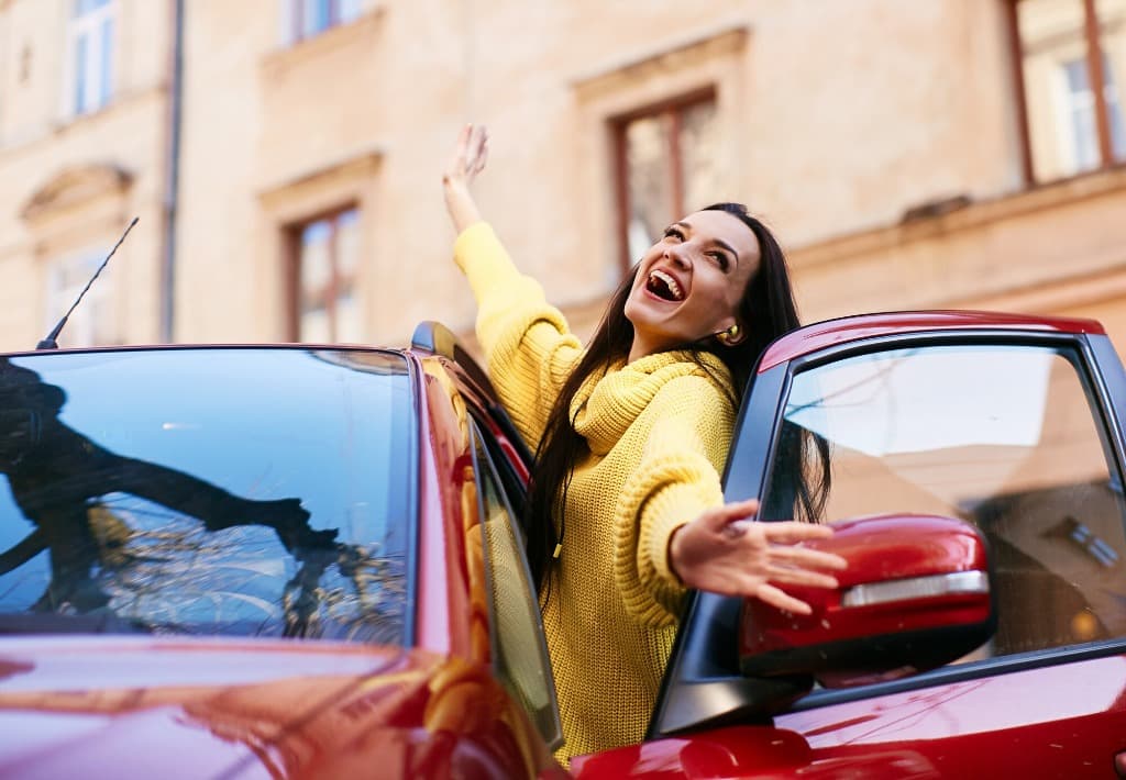 Freude an Mobilität und neuem Fahrzeug — Faire Konditionen beim Autokredit
